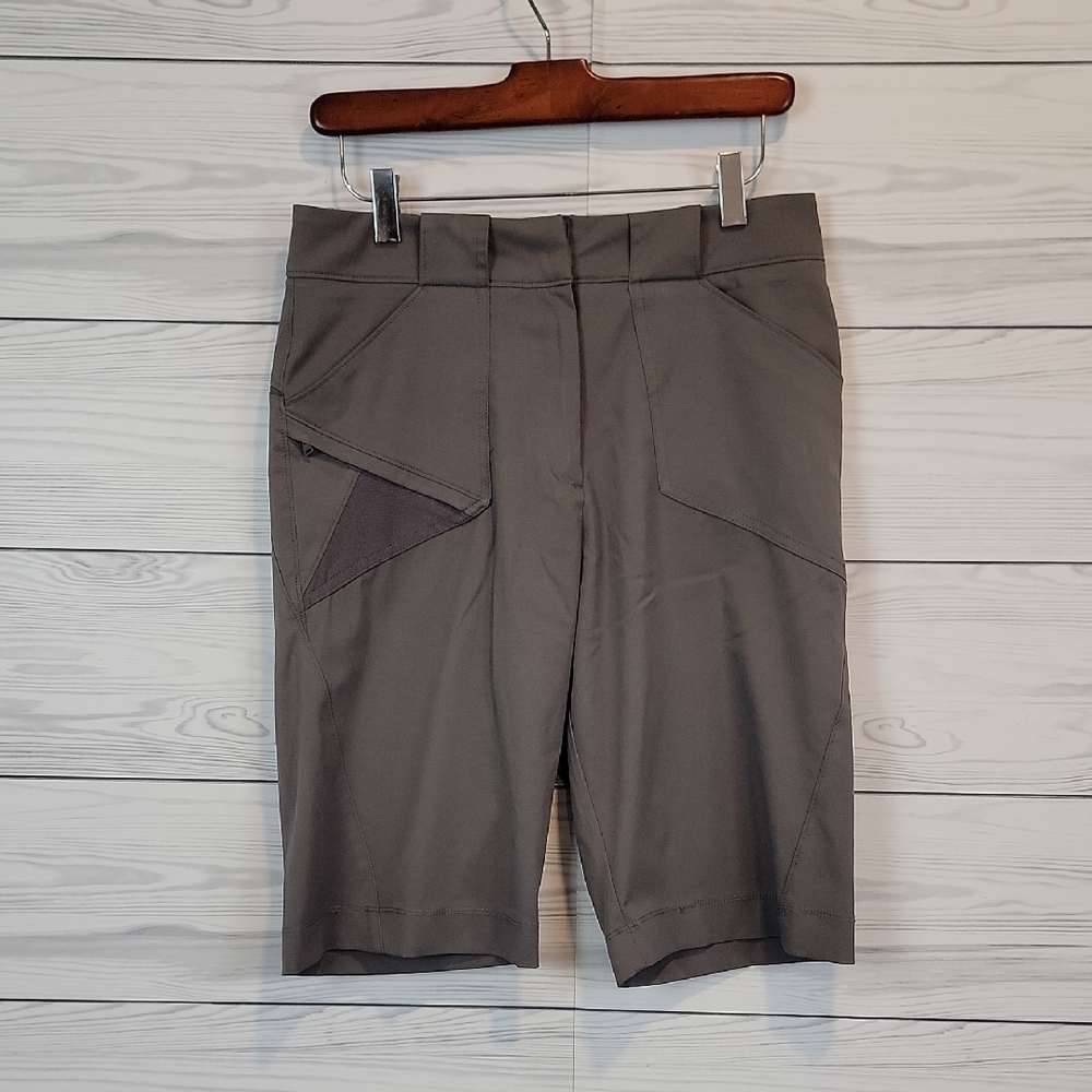 Tail Performance Wear Shorts with Long Inseam - Grey Womens Size 4